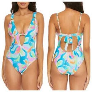 Becca NWT one piece bathing suit size Medium‎